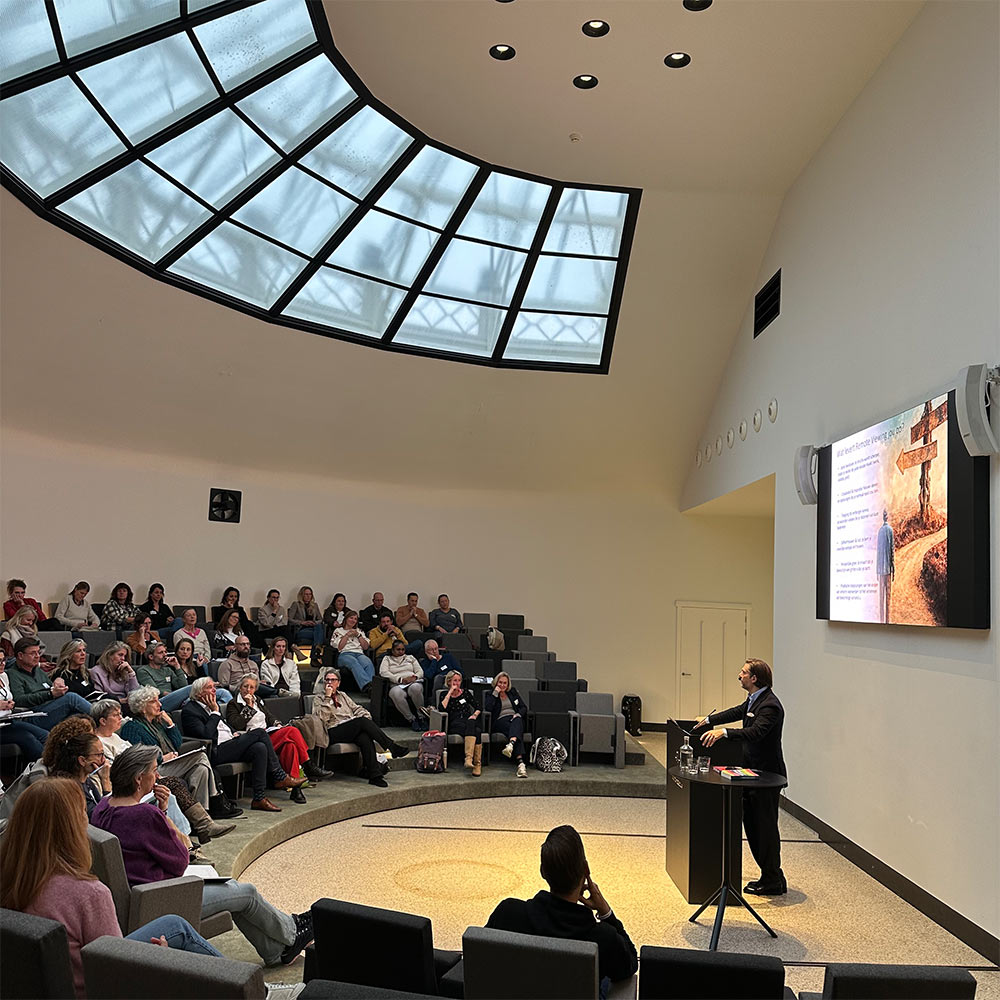 100 Klappers: De Nieuwe Goudkoorts – Remote Viewing Project – Oktober 2027